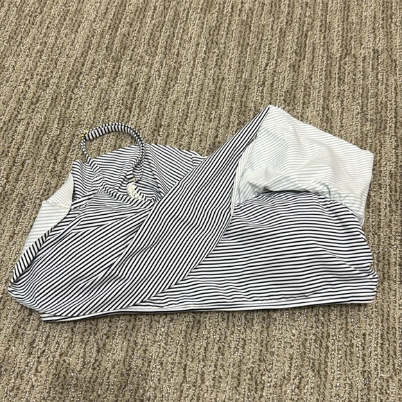Xhilaration Stripe Swim Top - Picture 11 of 12